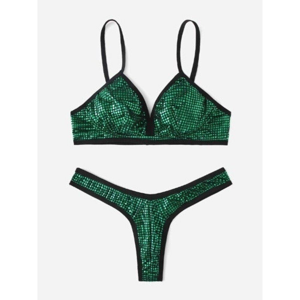 16 Plus (2X) Metallic Contrast Binding Lingerie Set